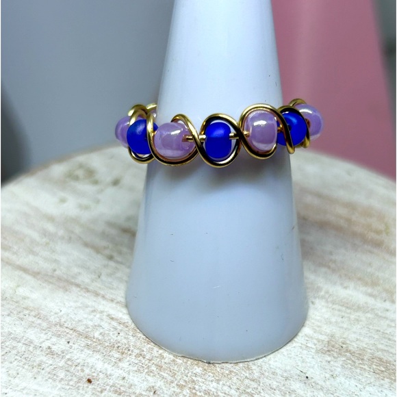 Handmade wire beaded rings - Picture 10 of 14
